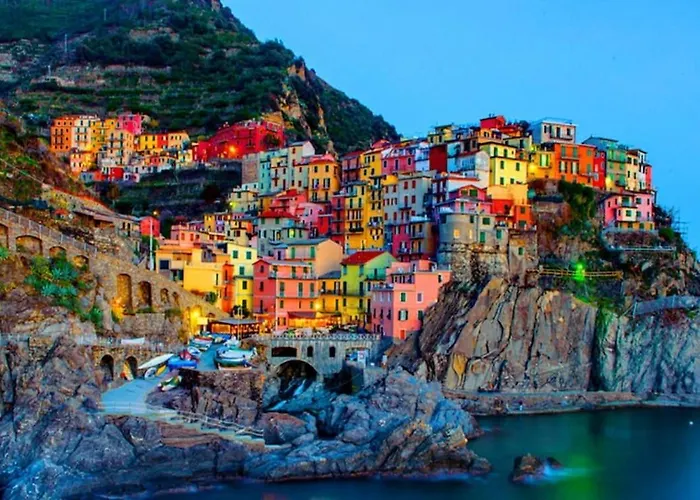Casa a mare in pieno centro con parcheggio privato incluso e vicinissimo al mare