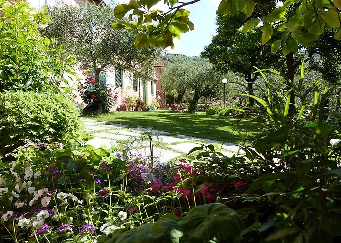 Garden Lodge